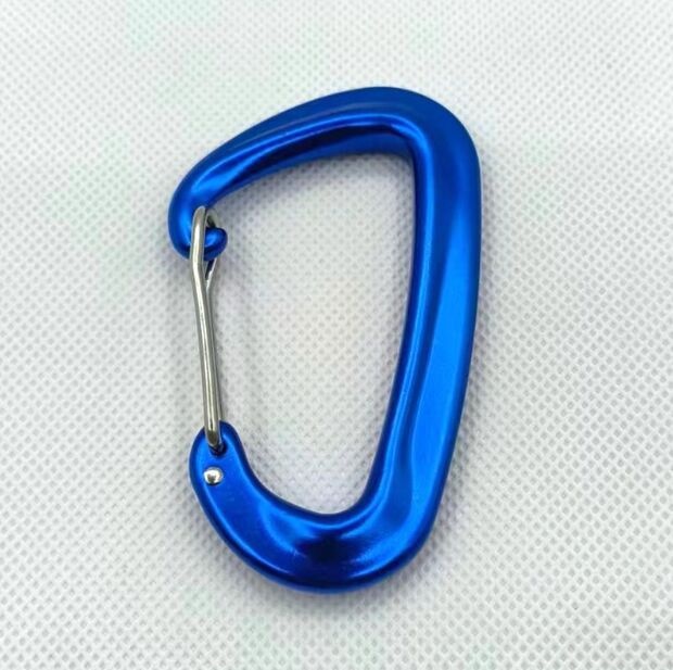 DYTK03 carabiner