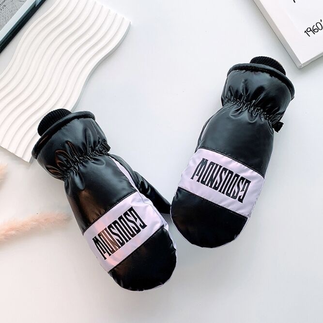 TSH02 snow mittens