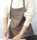 B0502 apron