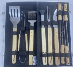 10-Piece BBQ Tool Set with Aluminum Case and Oak Wood Handles (Stainless Steel)
