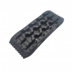 Compact Heavy Duty Off-Road Recovery Tracks, 10-ton in Black